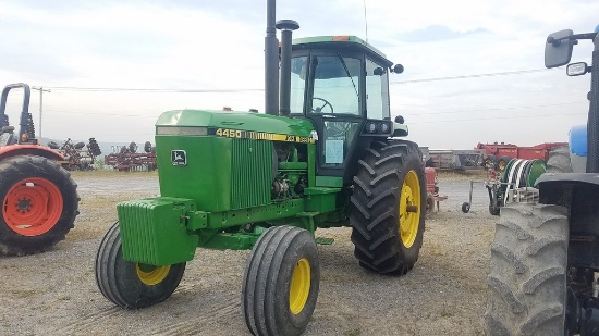 John Deere 4450 Cab Tractor
