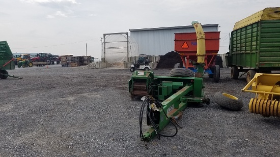 John Deere 3950 Forage Harvester