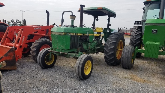 John Deere 2350 Tractor