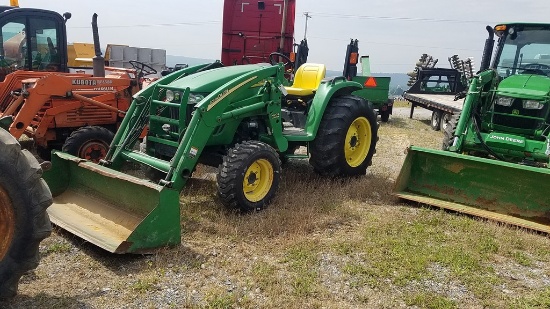 John Deere 4120 Compact Loader Tractor