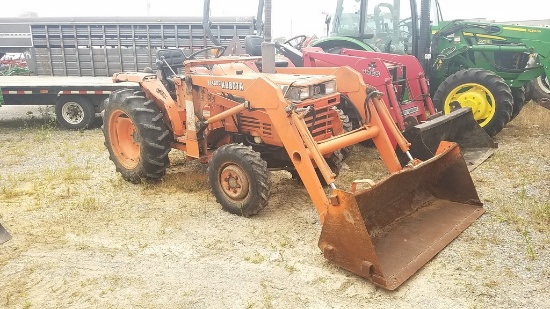 Kubota  L2250 Compact Loader Tractor
