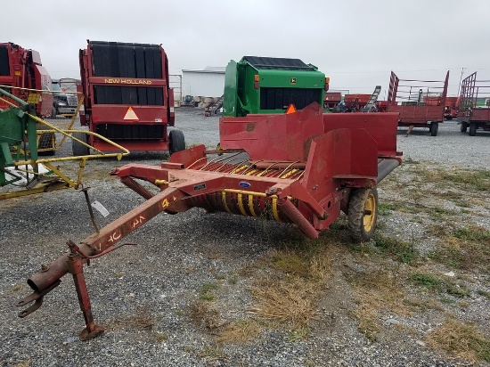 New Holland  144 Inverter