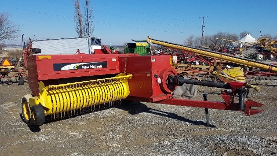 New Holland 575 Small Square Baler