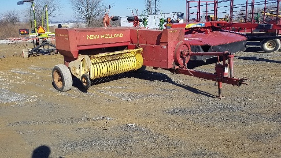 New Holland 311 Small Square Baler