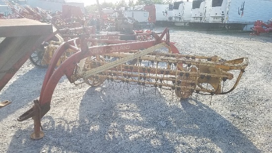 New Holland 256 Rake
