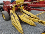 New Holland 824 Corn Head