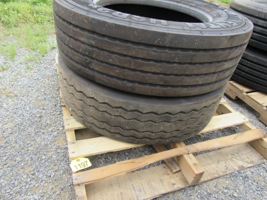 Steer / Trailer Tire