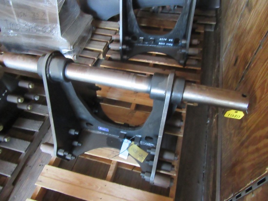 Mack Camelback trunnion