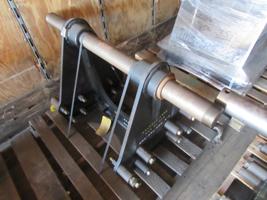 Mack Camelback trunnion