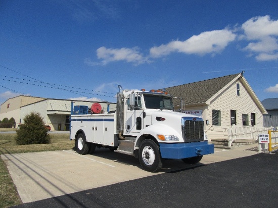 2012 Peterbilt 337 Service truck