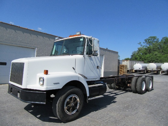1996 Volvo WG64 Cab and Chassis