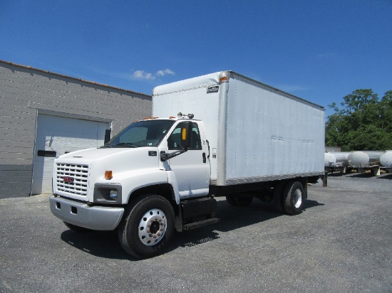 2005 GMC C7500 Box truck