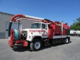 1996 Ford L8000 Vacuum truck