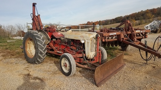 Ford 620 Tractor Loader Backhoe