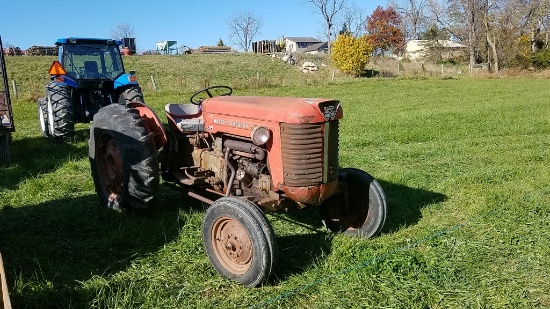 Massey Ferguson 65 Antique Tractor