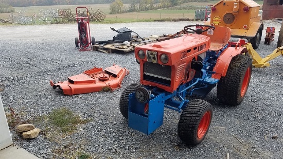 Kubota B6100E Compact Tractor