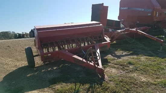 International 5100 Grain Drill