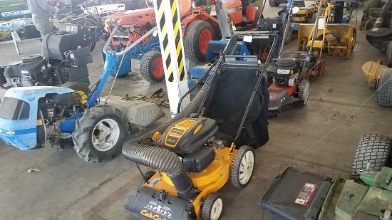 Cub Cadet CSV050 Leaf Shredder / Vac
