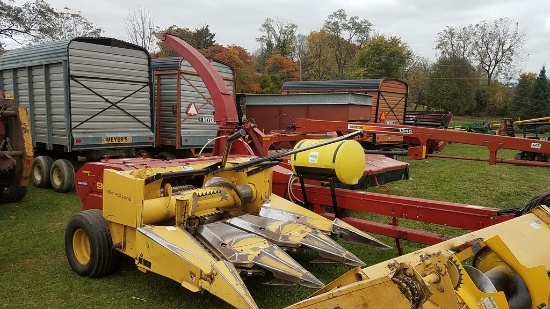 New Holland 900 Forage Harvester