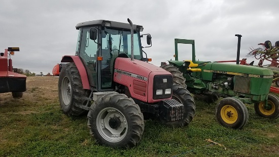 Massey Ferguson 4253 Cab Tractor