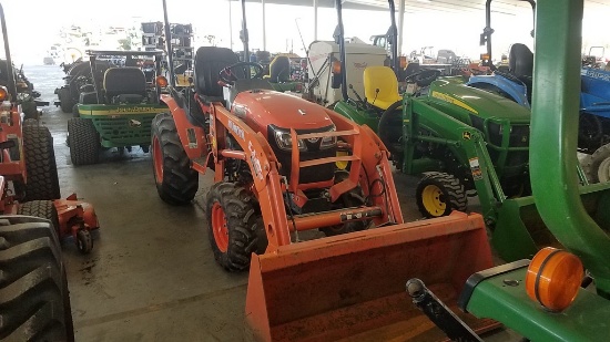 Kubota B2601 Compact Loader Tractor 'AS-IS'