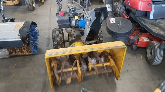 Cub Cadet 1030E Snow Blower