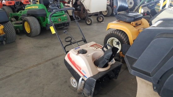 Simplicity 5022E Snow Thrower