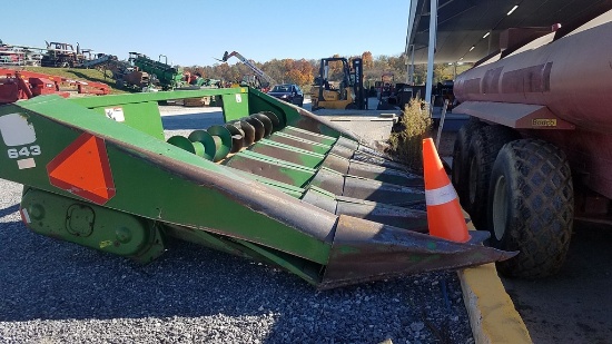 John Deere 643 Corn Head