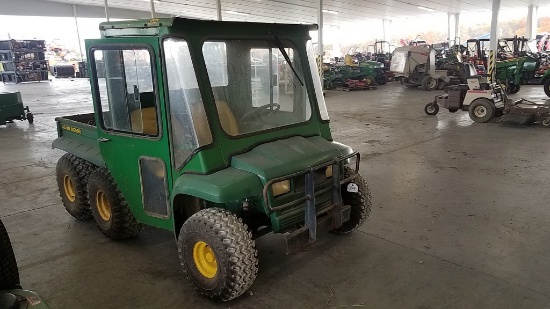John Deere 6X4 Gator Utility Vehicle