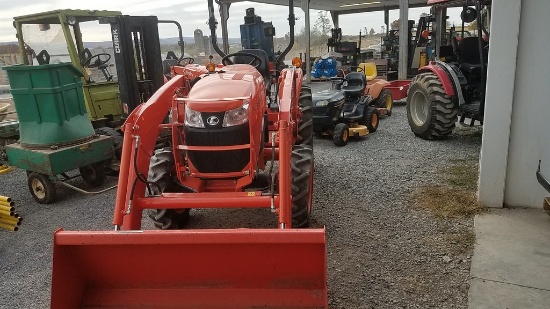 2019 Kubota L3301 Compact Loader Tractor