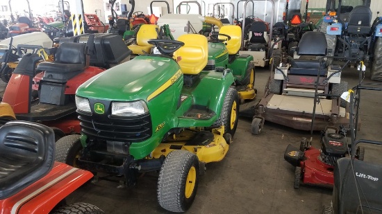 2012 John Deere X700 Riding Tractor