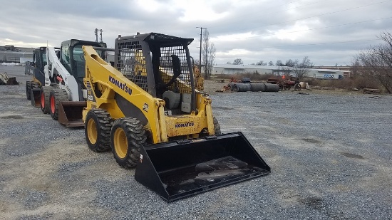 Komatsu SK820 Skid Steer 'Ride & Drive'