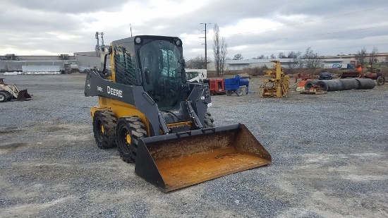 2015 Deere 318E Skid Steer 'Ride & Drive'