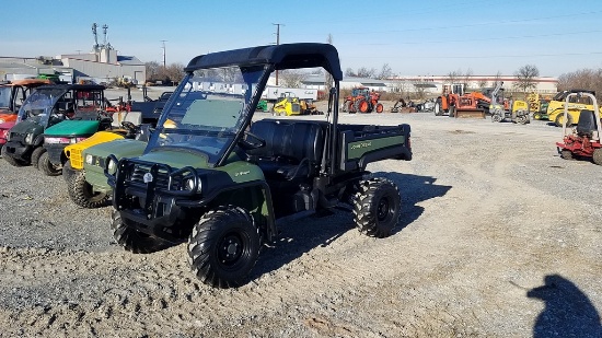 2018 John Deere 825E Gator Utility Vehicle 'Ride & Drive'
