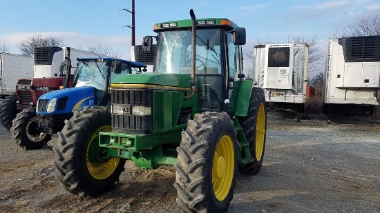 John Deere 7400 Cab Tractor 'Ride & Drive'
