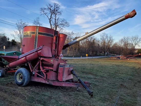 Gehl 170 Grinder Mixer