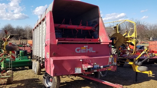 Gehl 980 Forage Wagon