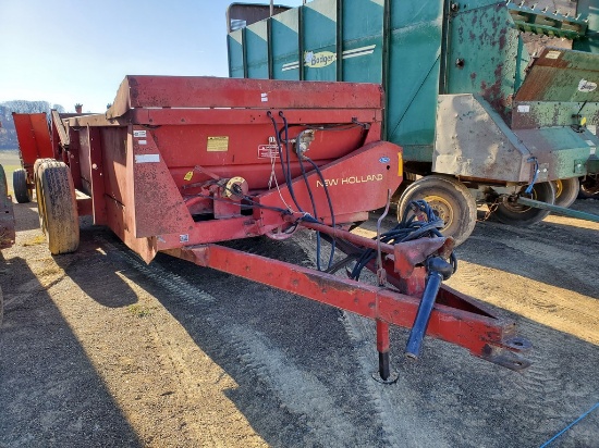 New Holland 195 Manure Spreader