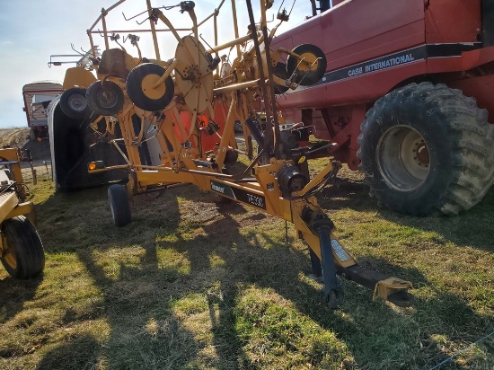 Vermeer TE330 Tedder