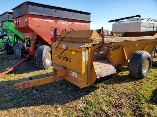 Knight 8014 Manure Spreader