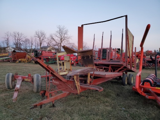 New Holland  Stack Wagon