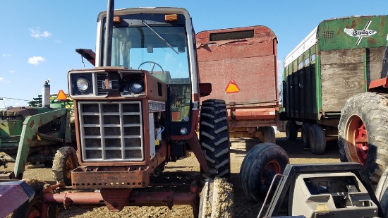 International 986 Cab Tractor 'AS-IS'