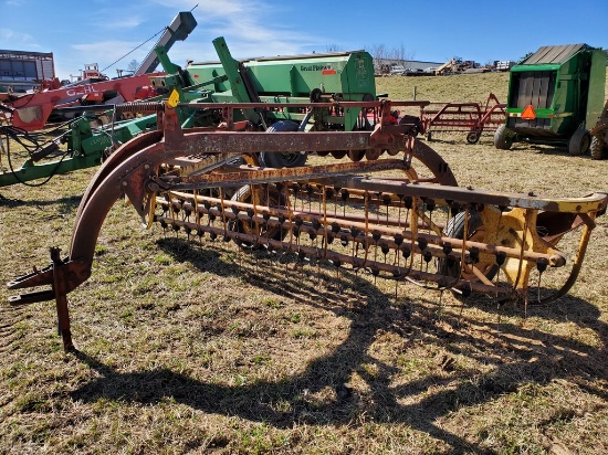 New Holland 258 Rake