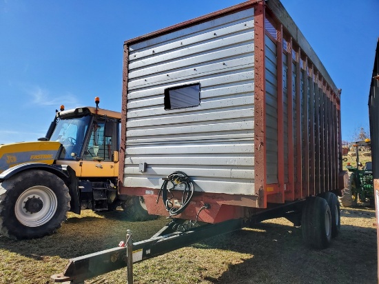 H & S  Forage Cart