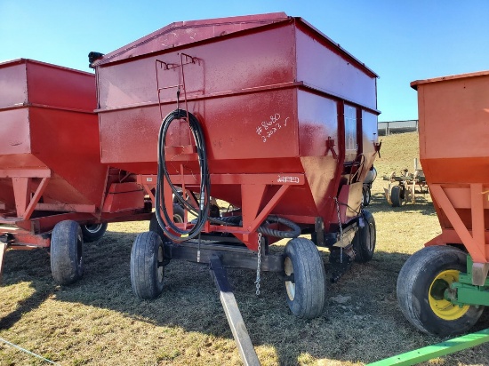 Unverferth  Bin Wagon