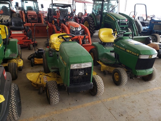 John Deere 185 Riding Tractor