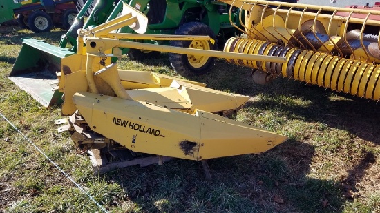 New Holland 824 Corn Head