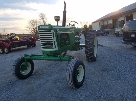 Oliver 770 Tractor