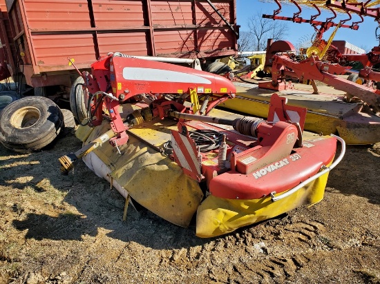2015 Pottinger Novacat 351 Front Mower