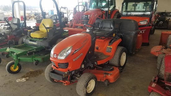 Kubota GR2000 Riding Tractor 'Package '